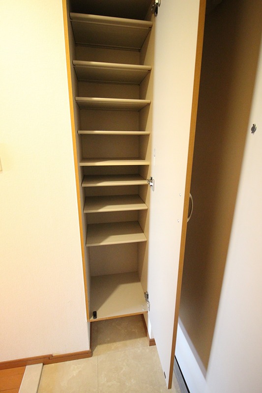 ラ・グラシューズ 玄関