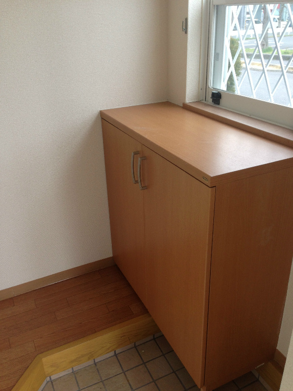 ルミエール中浜 玄関