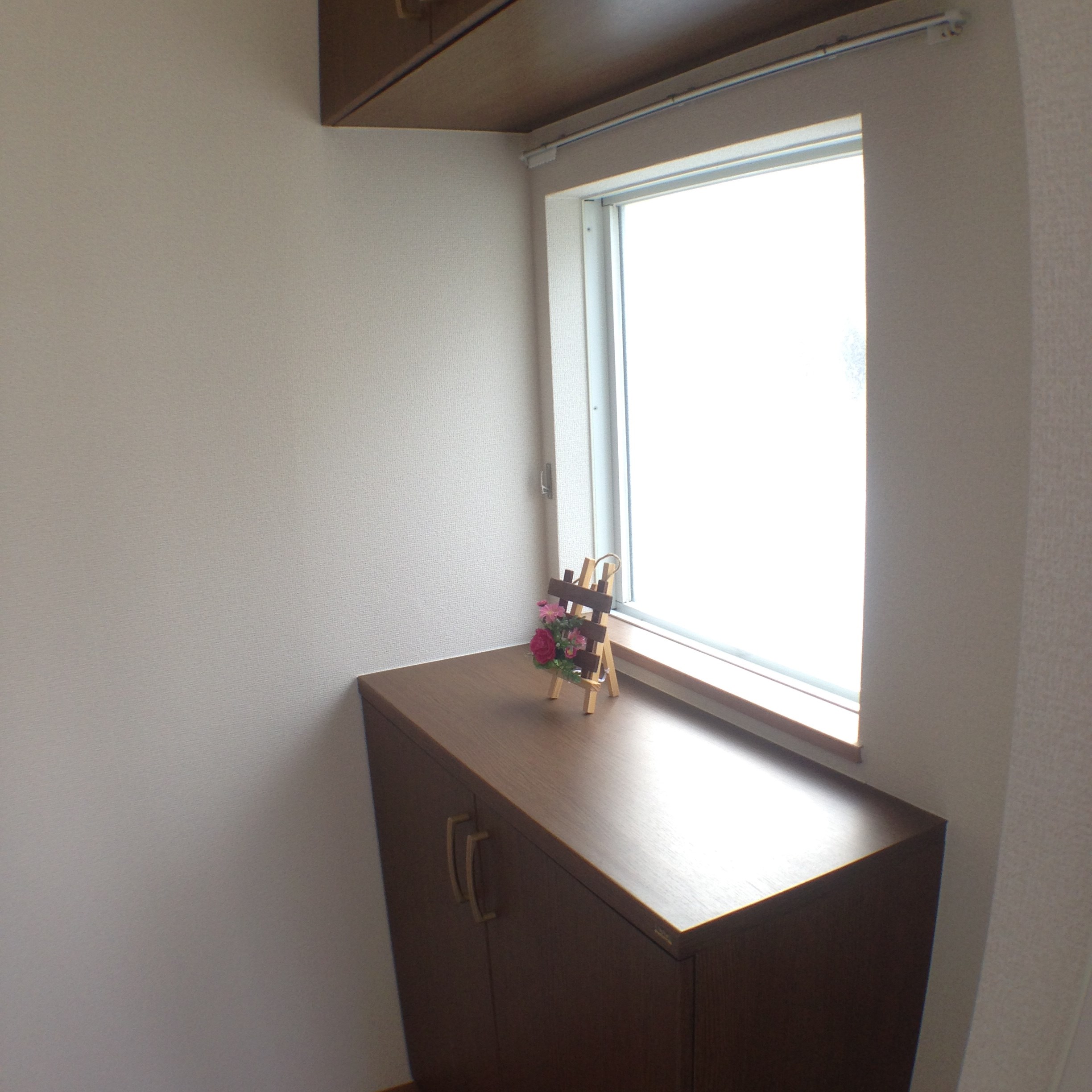 リーベン絹 玄関