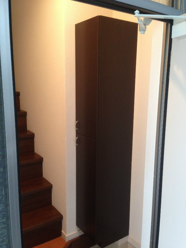 プリムローズ2番館 玄関