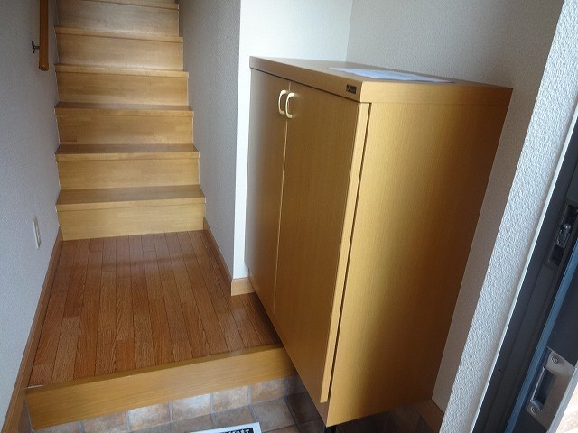 フェアリーテール 玄関