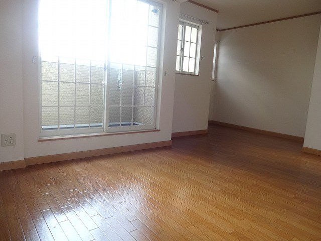 フェアリーテール リビング