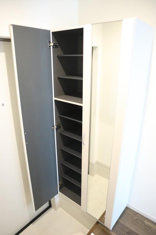 エマイユ鴻池 玄関