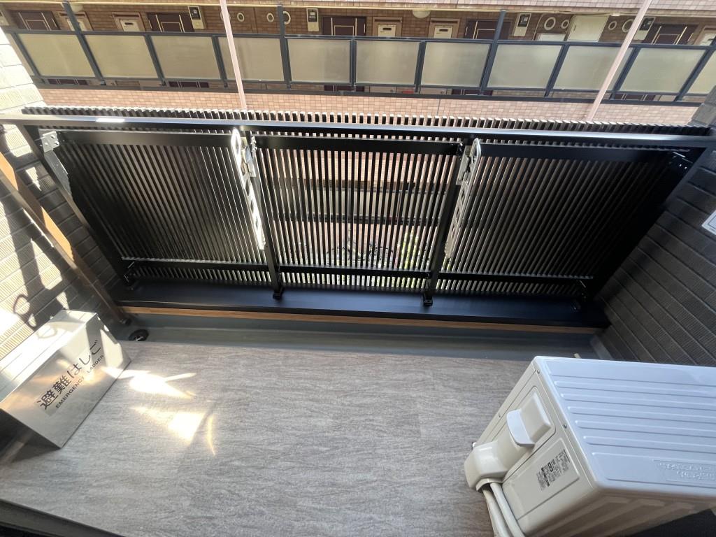 Theios son(テイオス サン) ベランダ