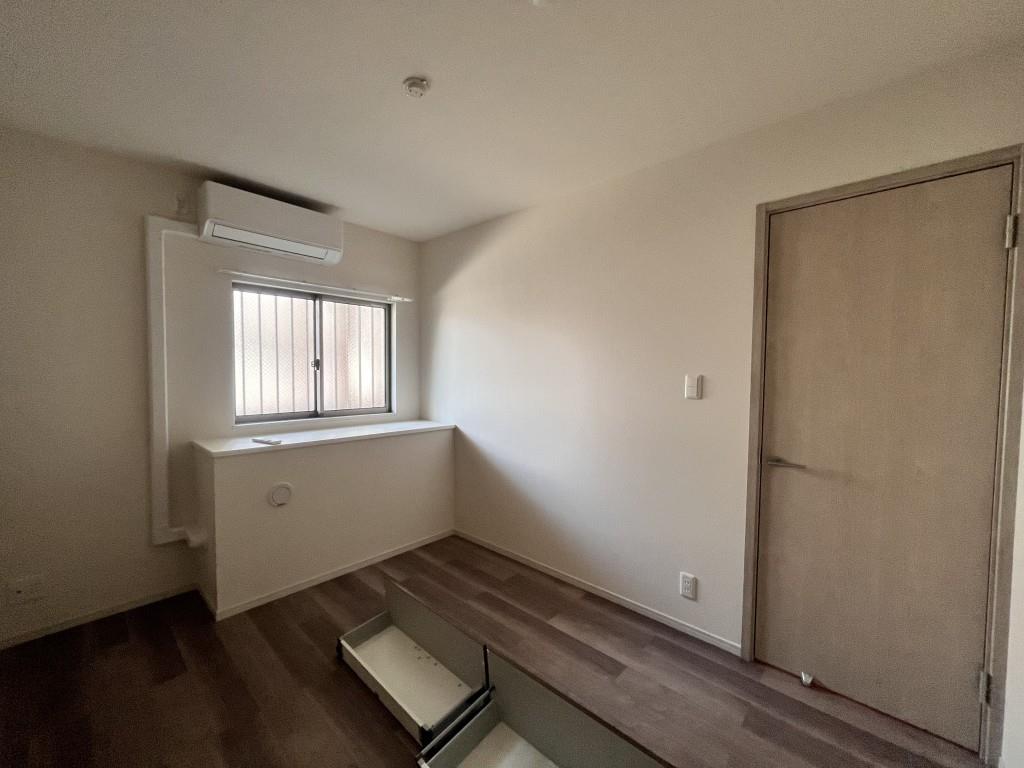 Theios son(テイオス サン) ベッドルーム