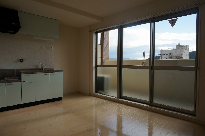 ラフィール リビング