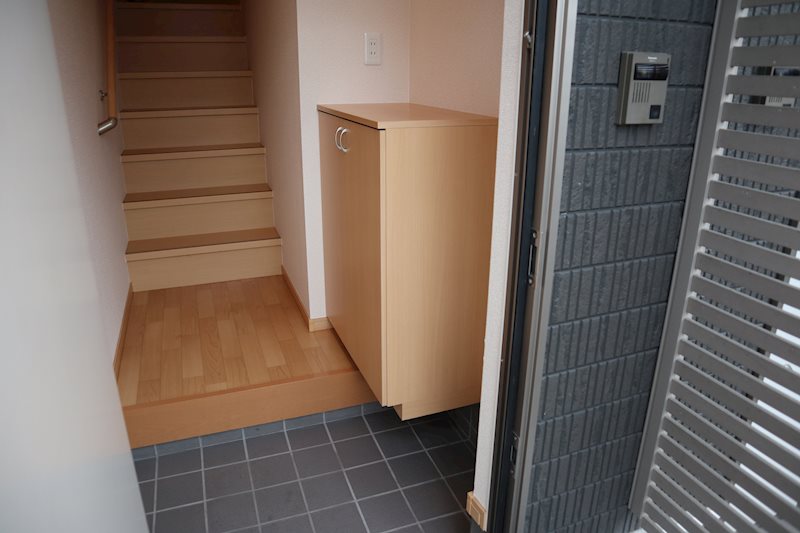 シャリテ高橋川 玄関