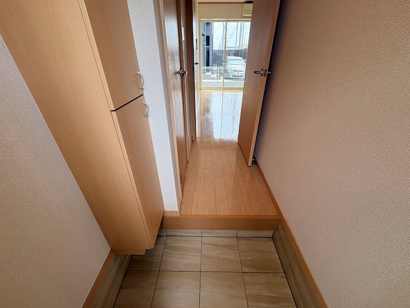 クローバーヒルズ 玄関