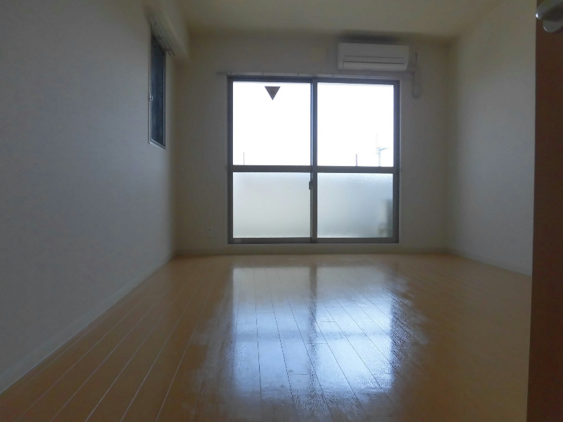 イストアール(草津) ベッドルーム