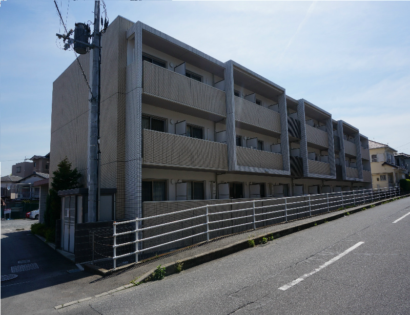 鉄筋コンクリート造3階建て