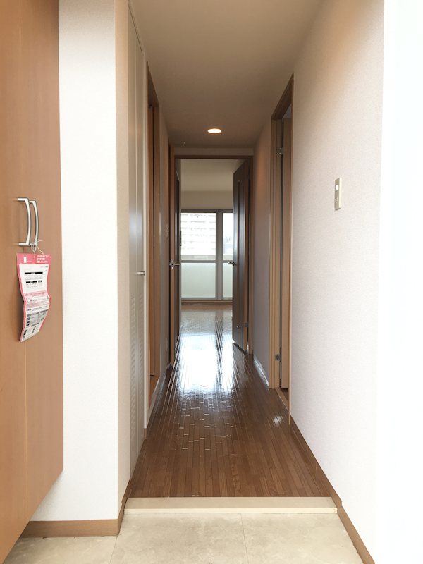 エスポワール弐番館 玄関