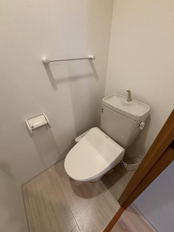 ラ・ルーシュ泉 その他7