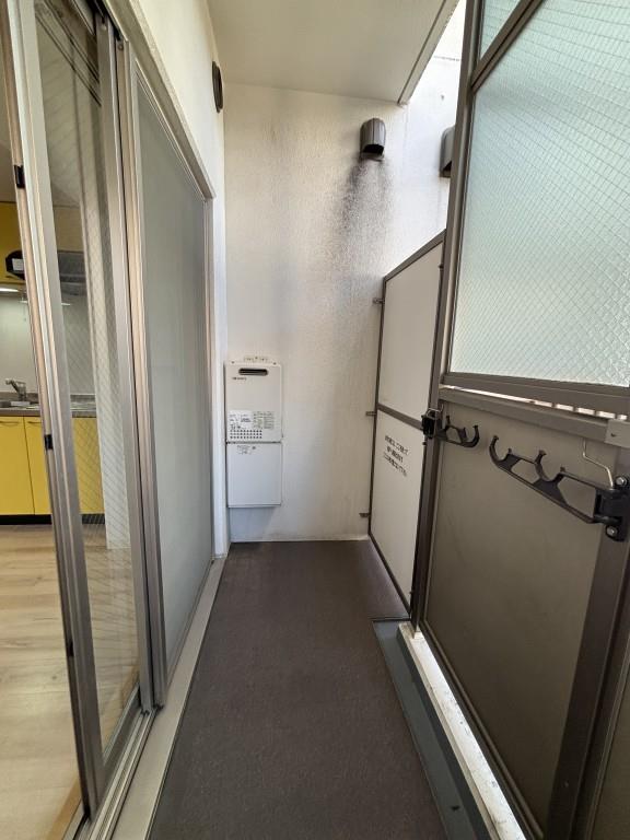 ラ・ルーシュ泉 ベランダ