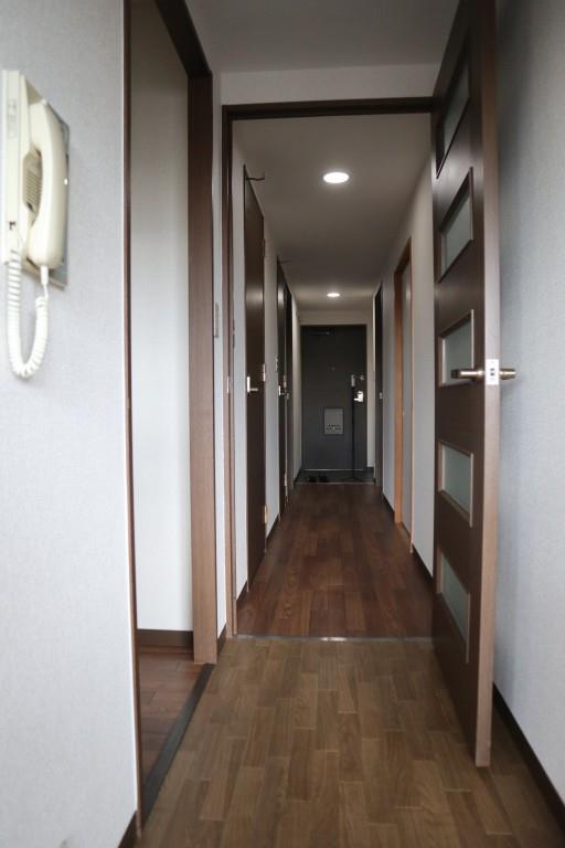 平野元町日興マンション 玄関