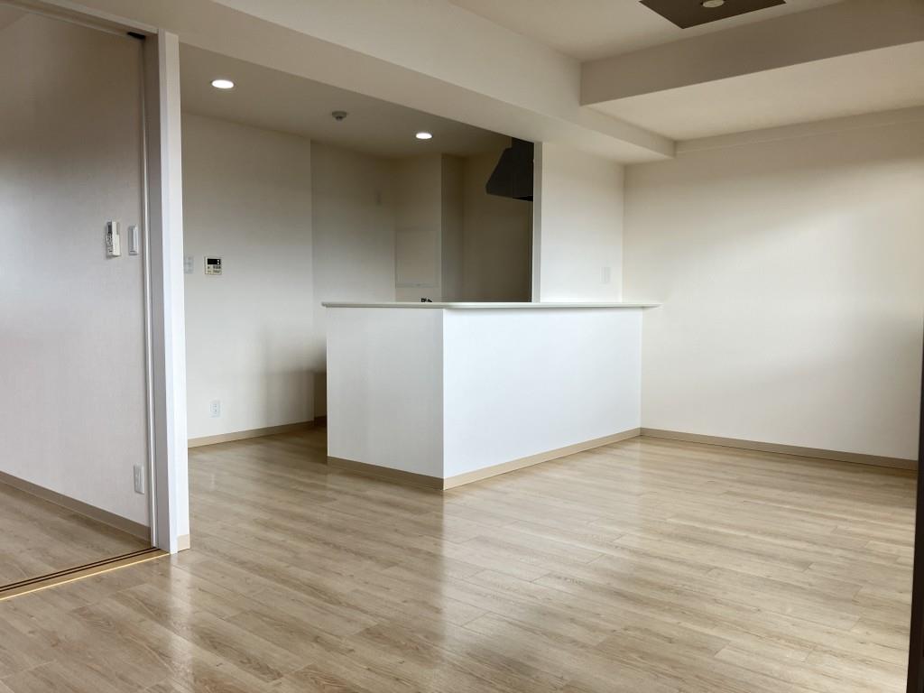 ブラン ジュール リビング