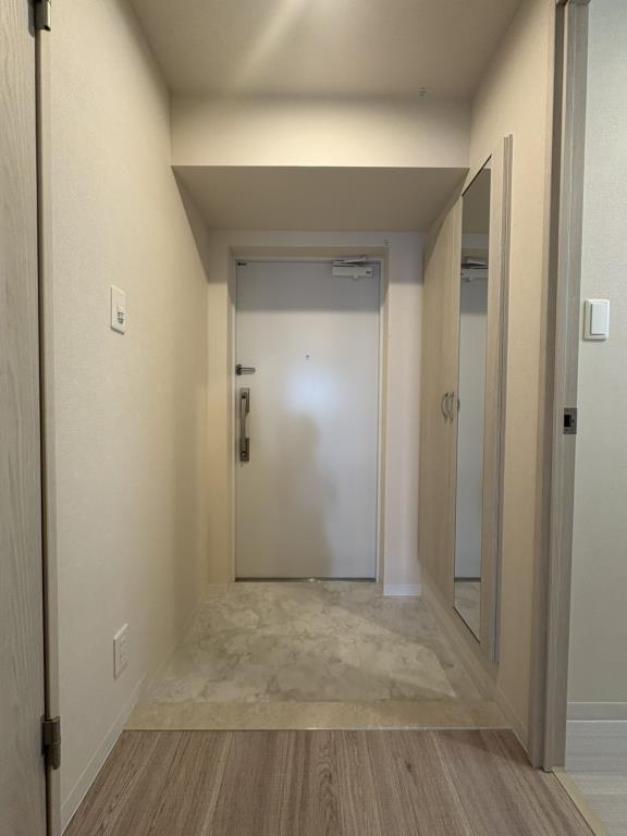 さがみ LT レジデンス 玄関