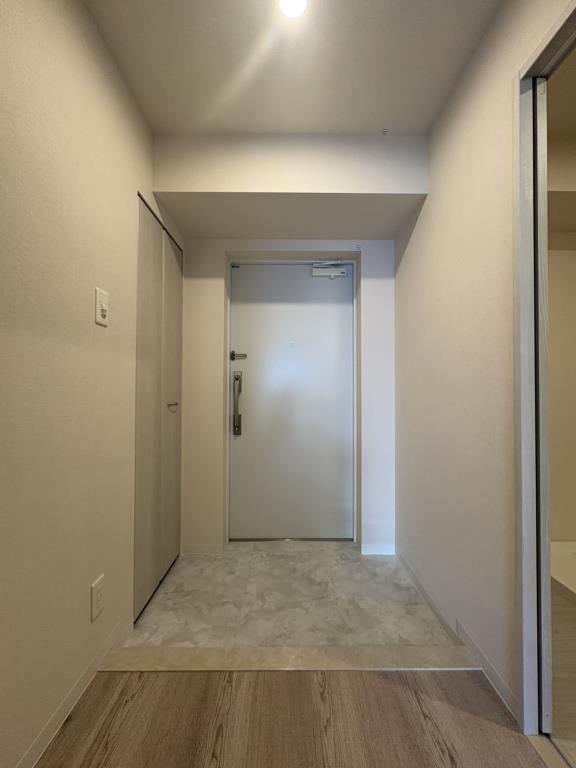 さがみ LT レジデンス 玄関