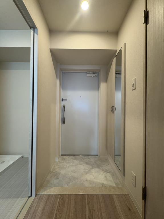 さがみ LT レジデンス 玄関