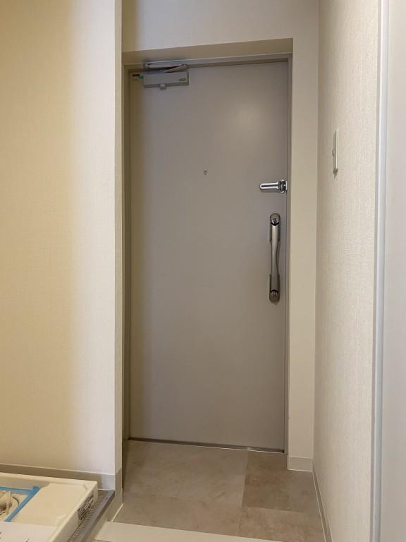 アヴァンタージュK 玄関