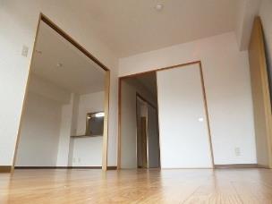 メゾンファミィユ リビング