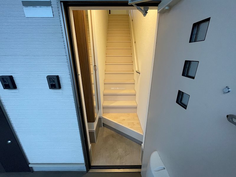 studio noir(スタジオ ノアール) 玄関