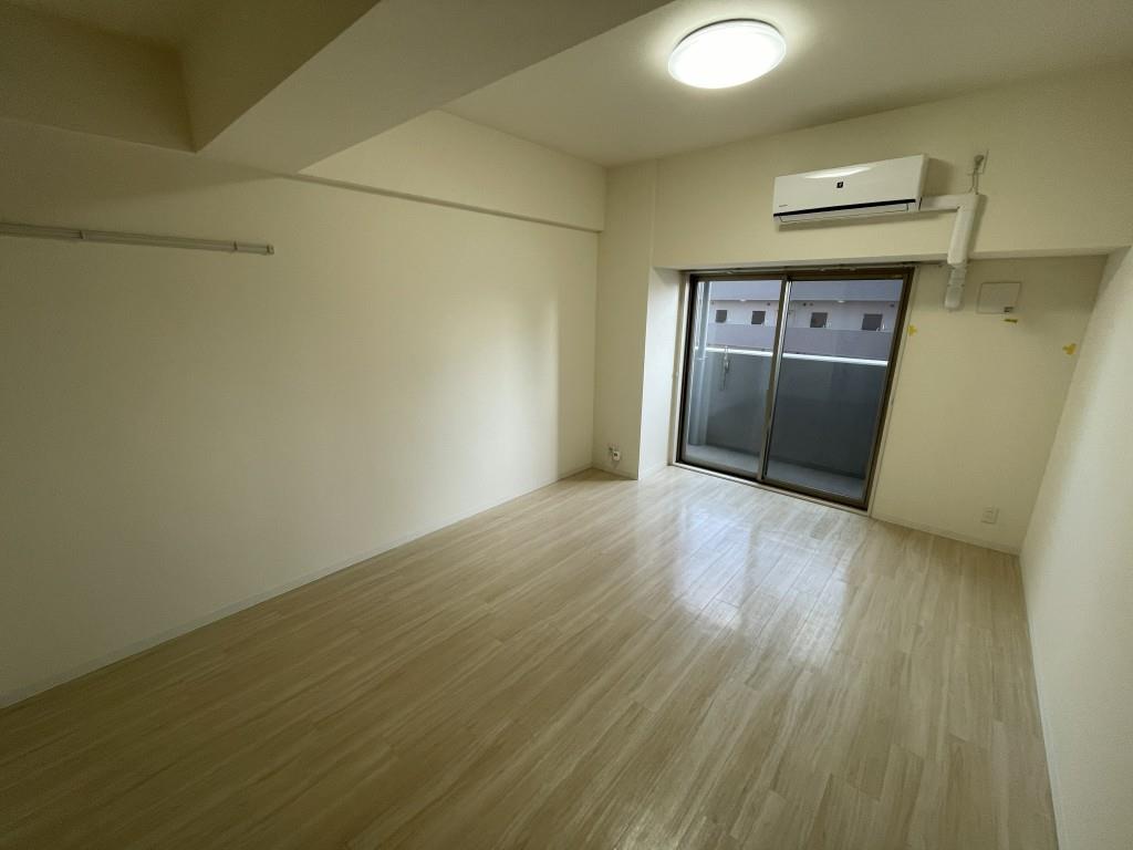 アローム ドゥ ジョア リビング