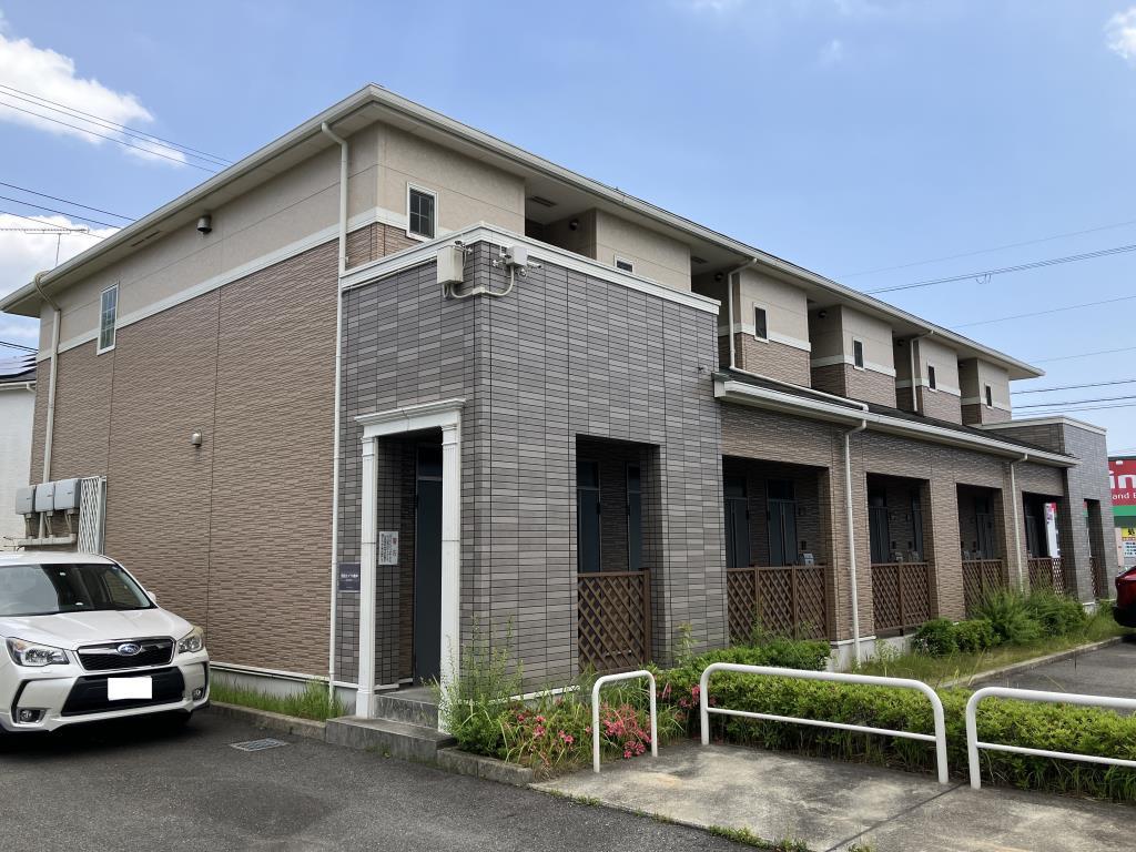 グランポン魚住 201号室 外観