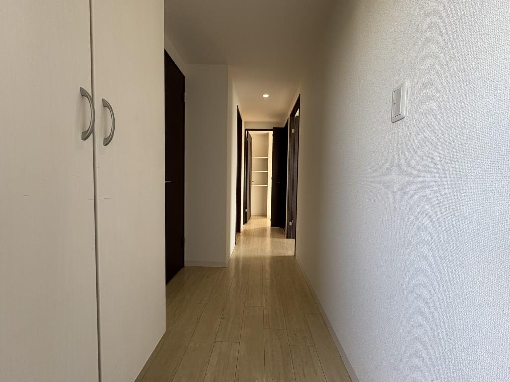 Art Pension高井田 玄関