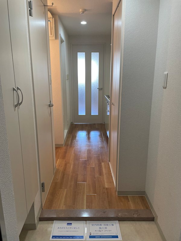 ルポルスタ湘南 玄関