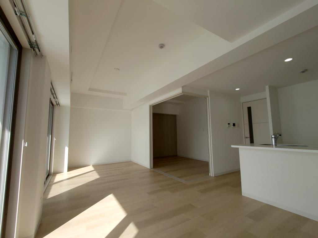 リアレクト白壁 キッチン