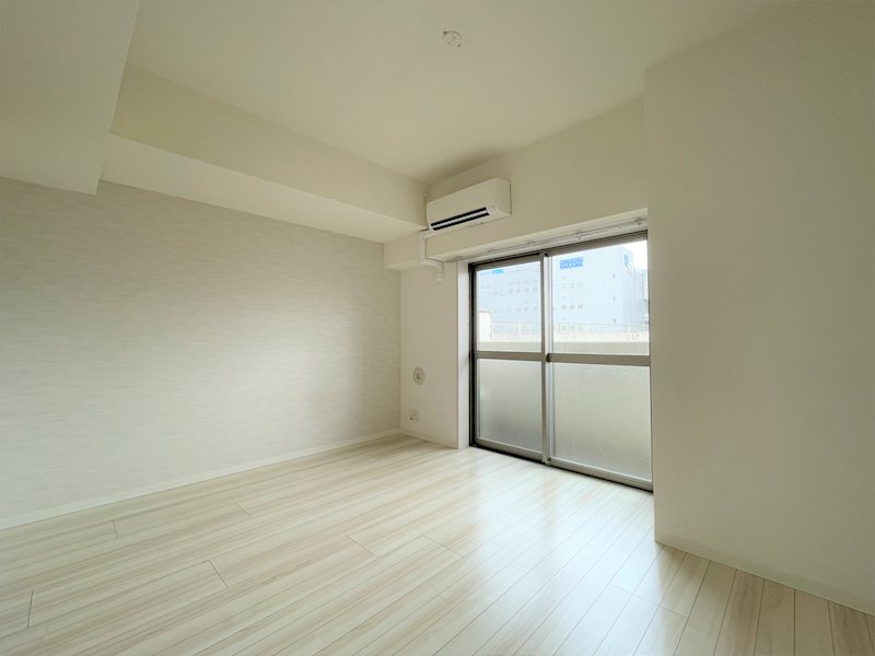 ラフィーエ横浜 リビング