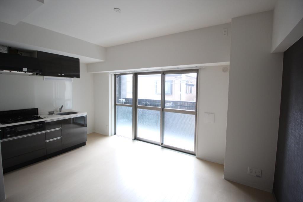 エリタージュ根岸 リビング