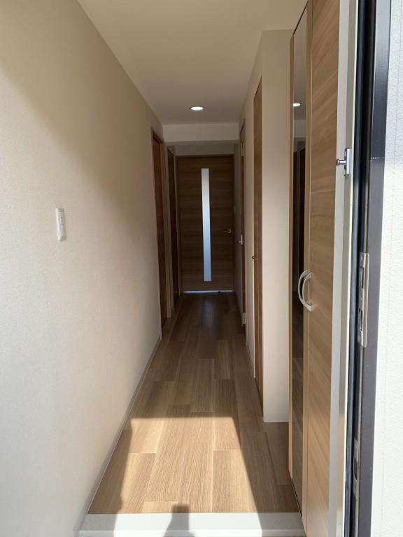 メゾングロリア 玄関