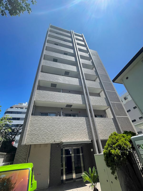 ルポルスタ湘南 外観写真