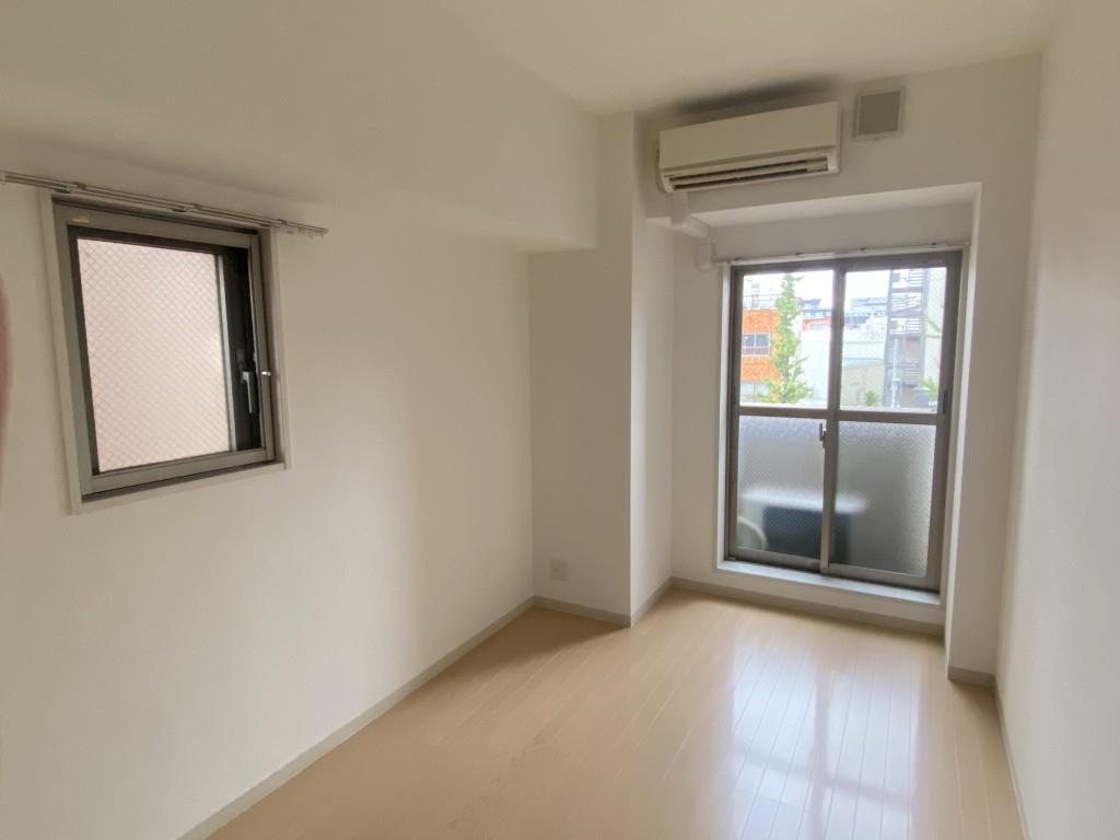 エ リヴィエール ベッドルーム