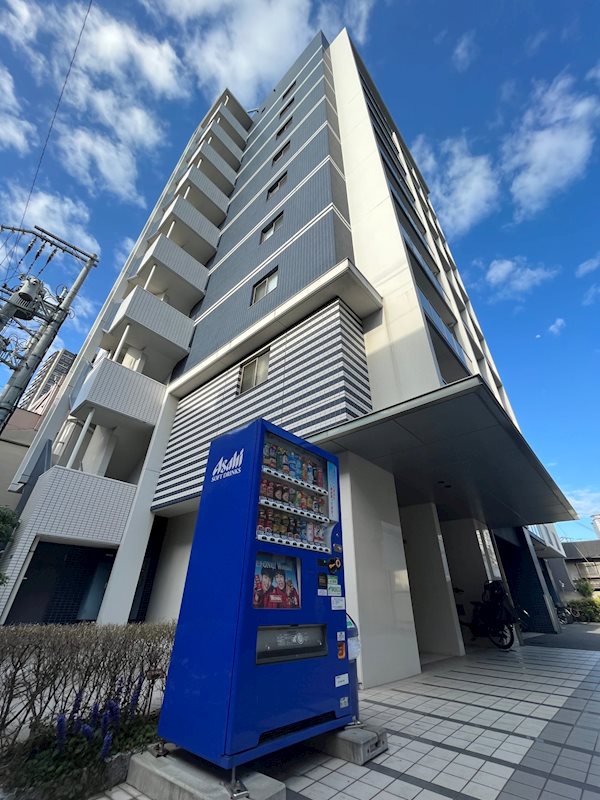 鉄筋コンクリート造10階建て