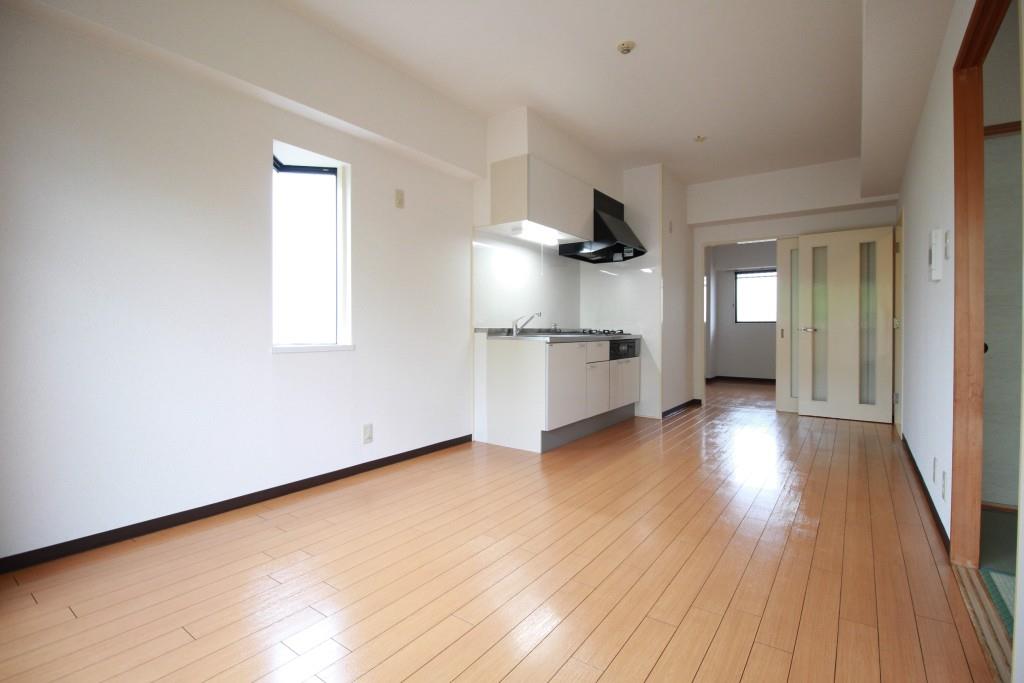 御勝山南パークトリム リビング