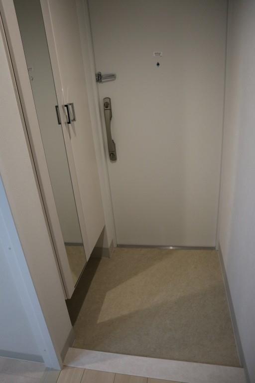 AP L-tage西新 玄関