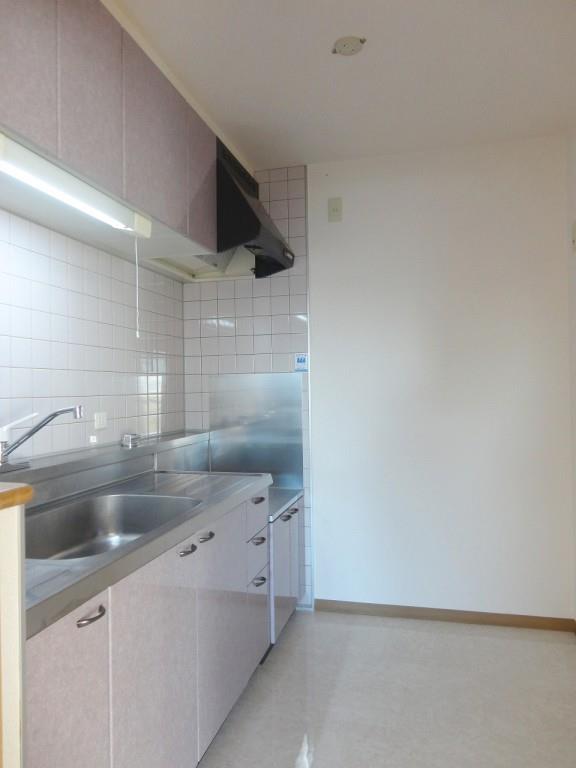 メゾン・ド・グリシーヌ キッチン