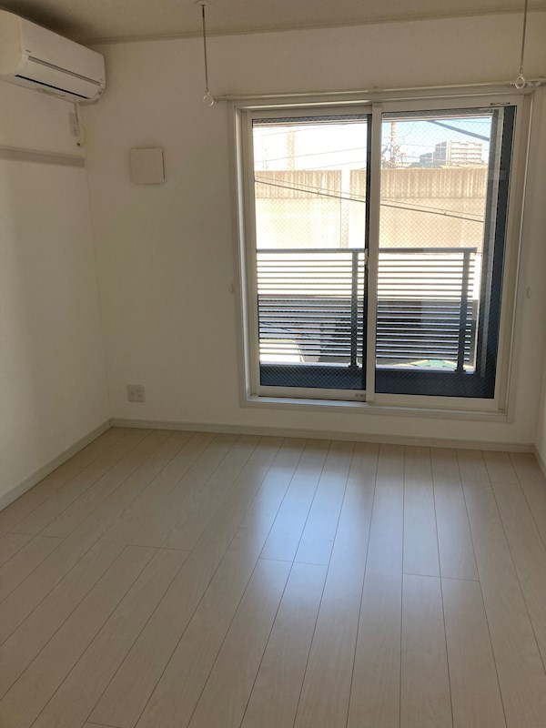 LAUREL梅田 リビング