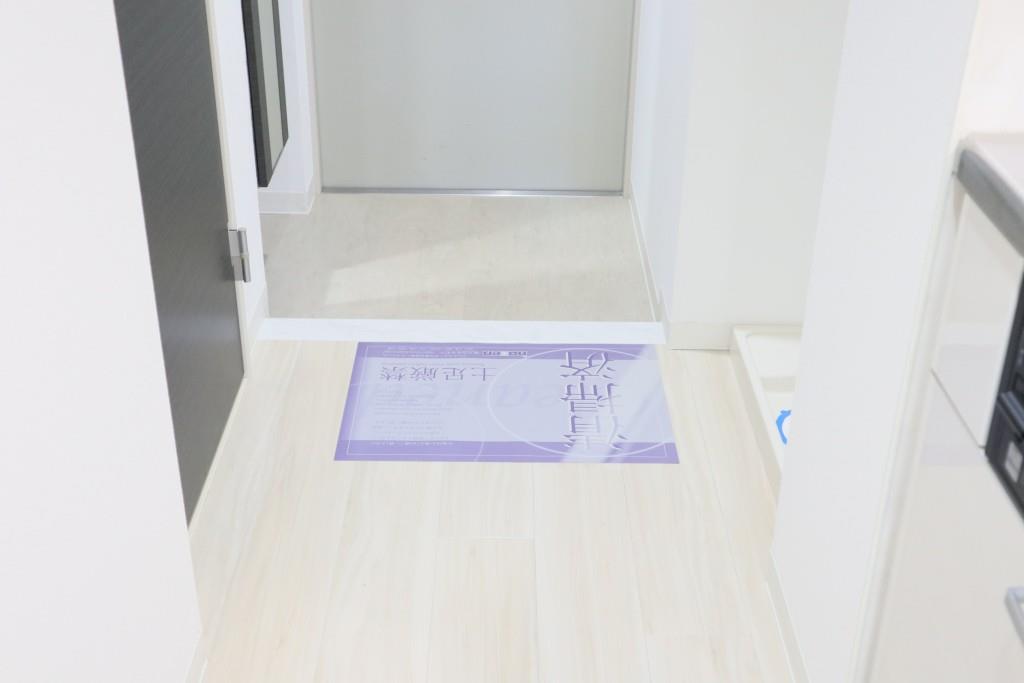 プライム松原 玄関