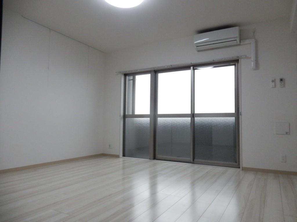 スクウェアJ リビング