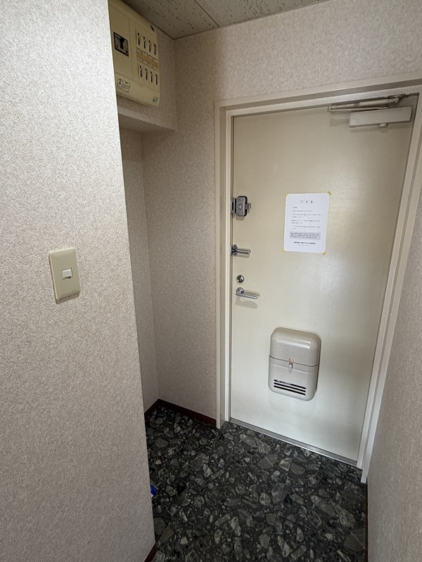 ディアコート藤井寺 玄関