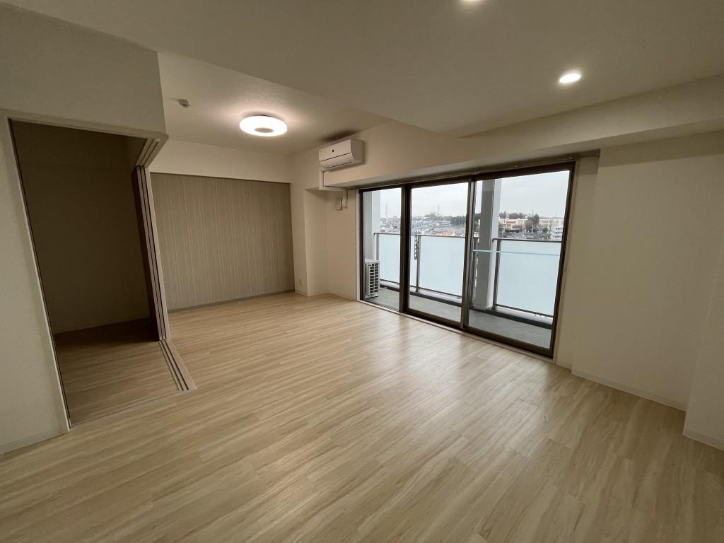 レヴィスタ名東 リビング