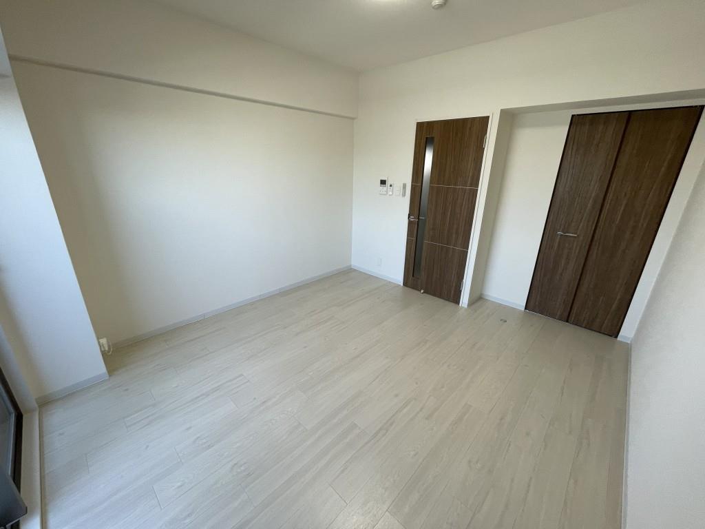 メイプル岩塚本通 ベッドルーム