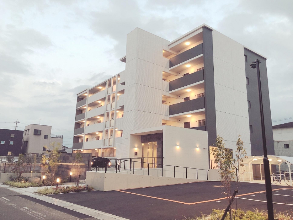 カンフリエ寿 外観写真