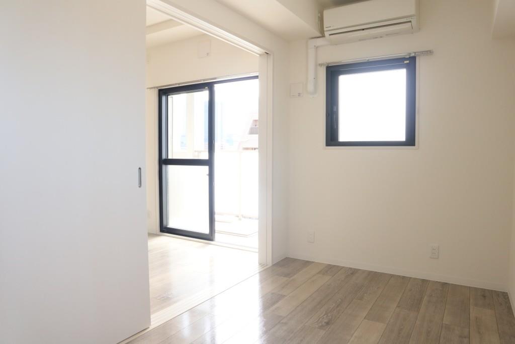 クリスタル丸の内 ベッドルーム