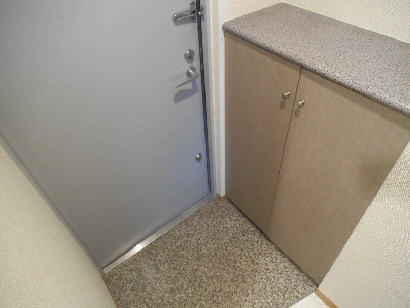 シャトー・ド・グリシーヌ 玄関