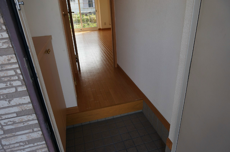 ジュネス山元 玄関