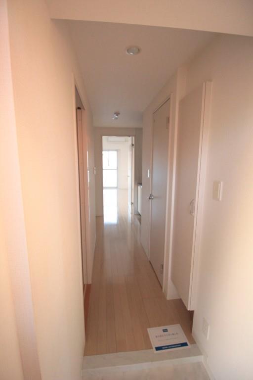 アウラデパリュ－ル 玄関